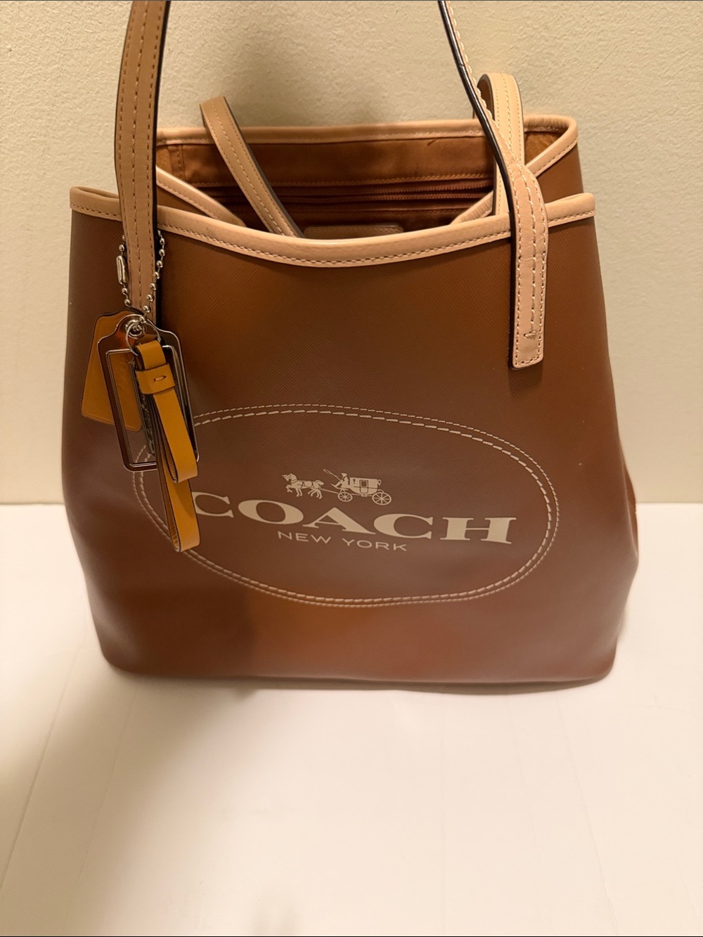 Coach Metro Horse Carriage Brown Leather Tote with Logo - Picture 11 of 12